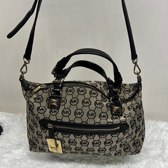 Michael Kors Black and Tan Tote Bag with Dustbag - Picture 14 of 16